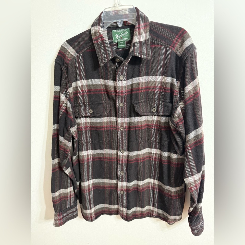Woolrich‎  Men’s Black and Red Plaid Flannel Button Front Shirt  cabincore Sz L
